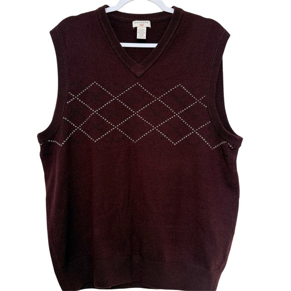 Dockers Other - Dockers Mens XL Burgundy Argyle V-Neck Sweater Vest Sleeveless Acrylic Knit